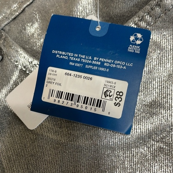 (NEW )Silver Metallic Skirt - Picture 8 of 10